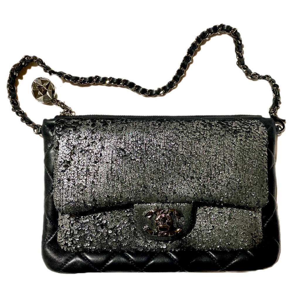 💎NEW AUTHENTIC Black Lambskin 💎 CHANEL Bag
